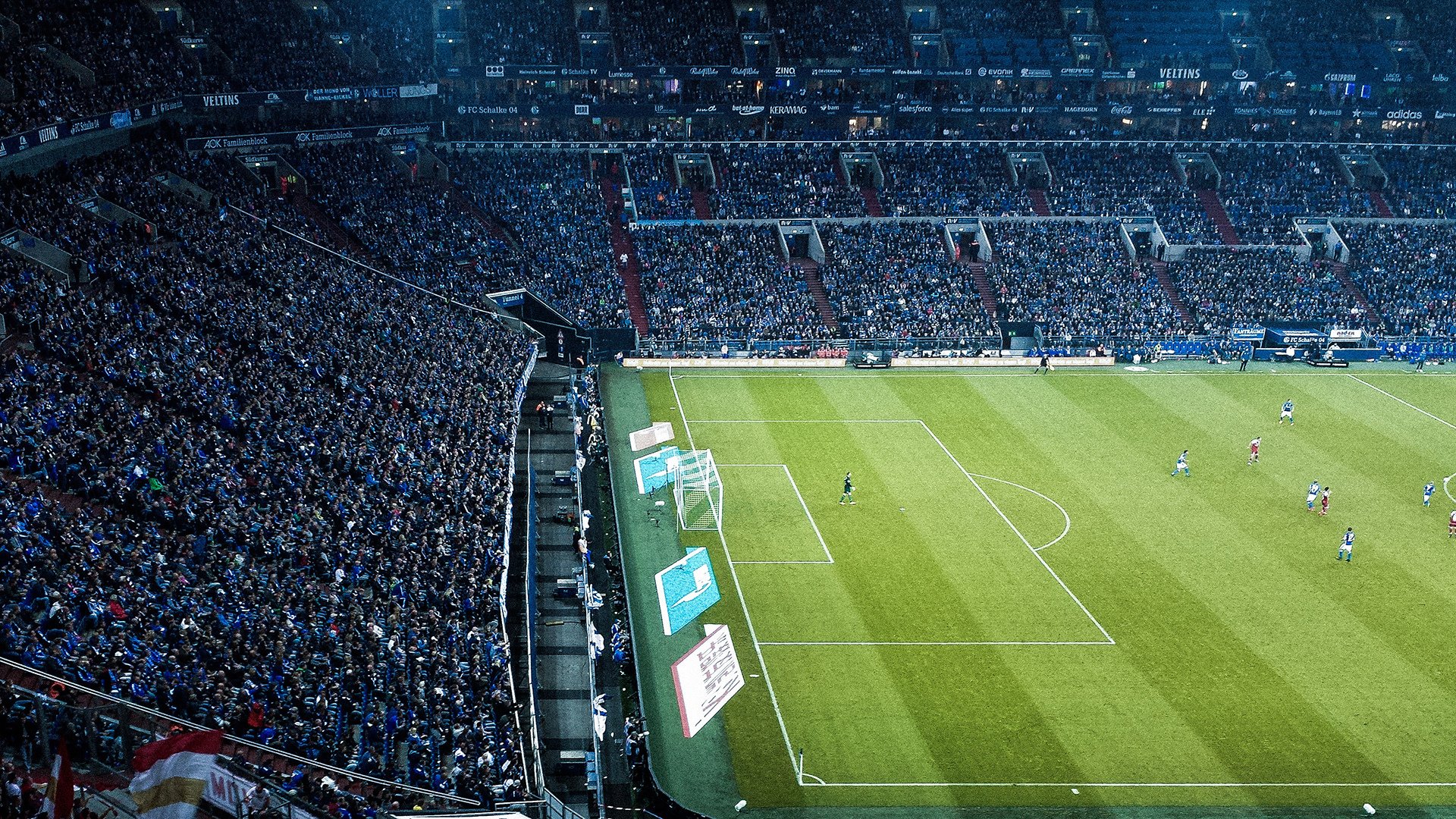 中超焦点战吸引全国目光,中超争议点球